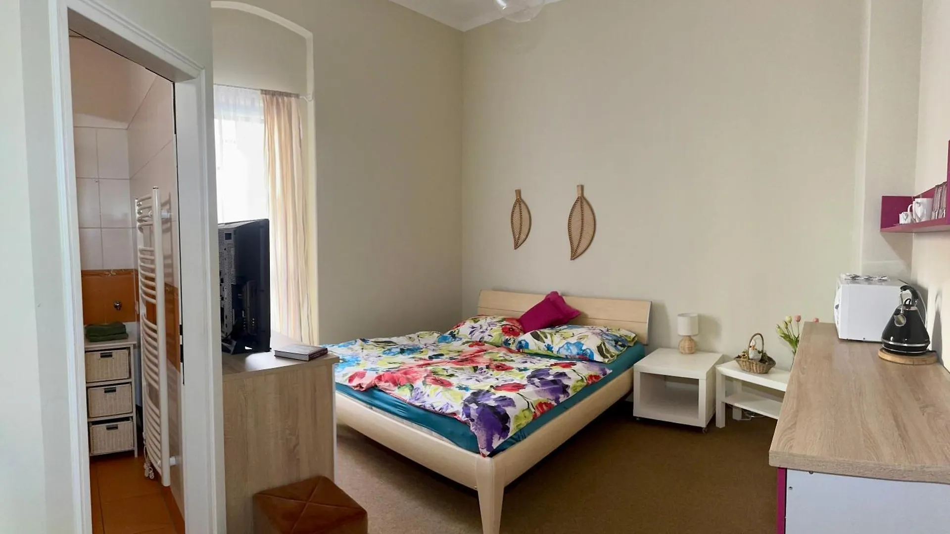 Apartment Ferienwohnung Golden X Cross Karlsbad